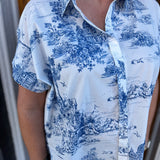 BLUE TOILE PRINT TOP