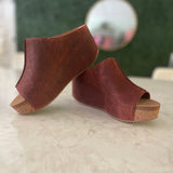 VOLATILE CARRIER PEEP TOE WEDGE
