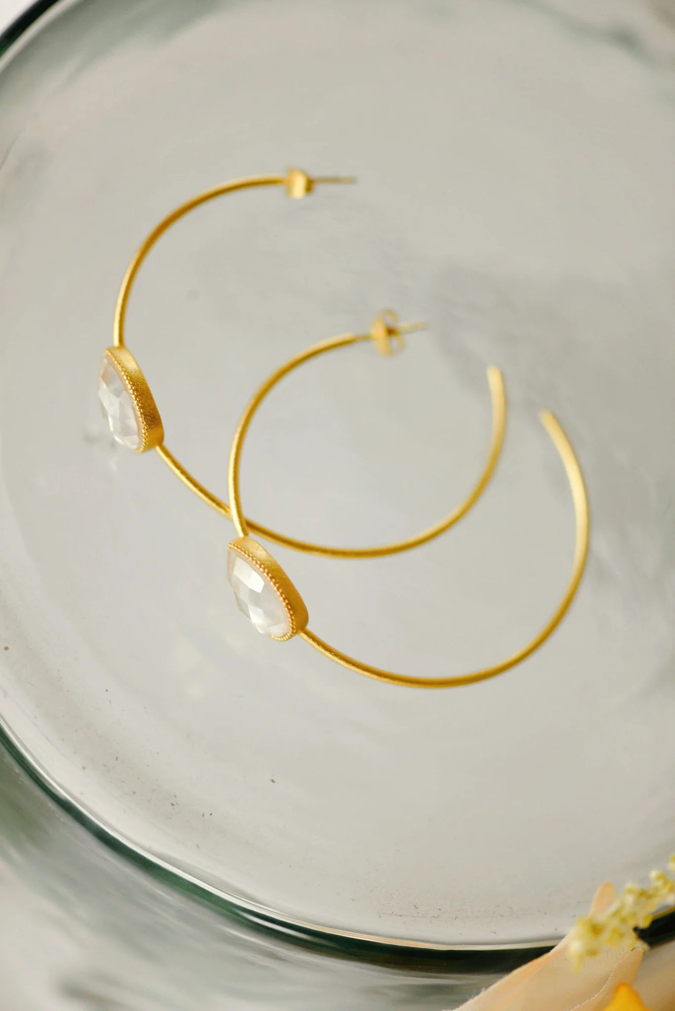 SKYLAR STONE HOOPS