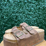 WANNABE PLATFORM SHOES