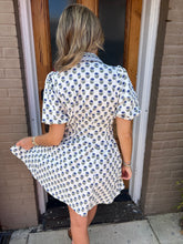 Load image into Gallery viewer, RORY FLORAL FOULARD DRESS - NAVY
