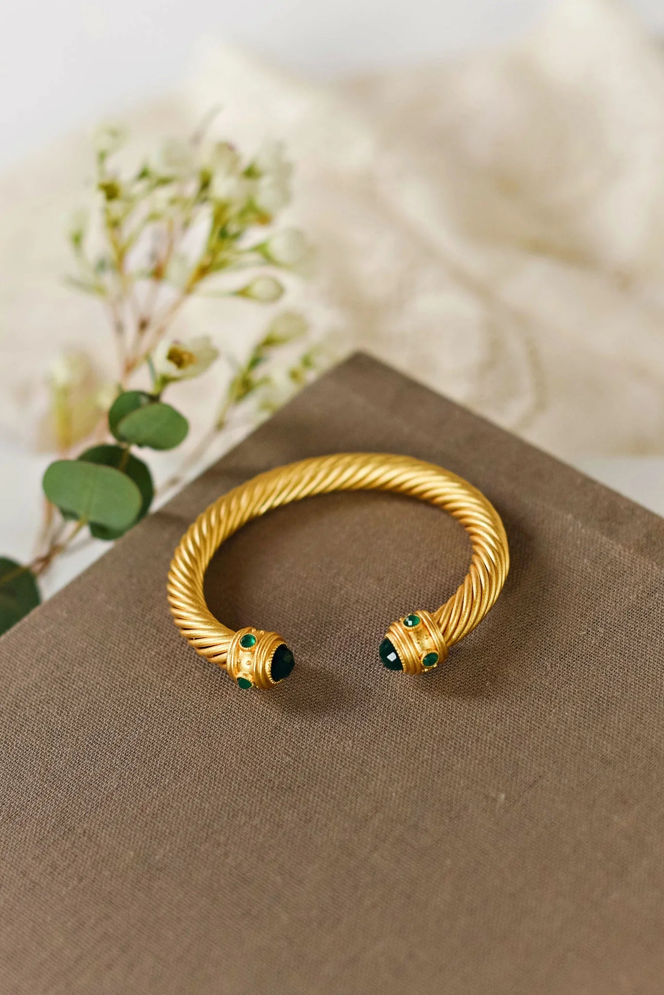 TIFFANI STONE CUFF
