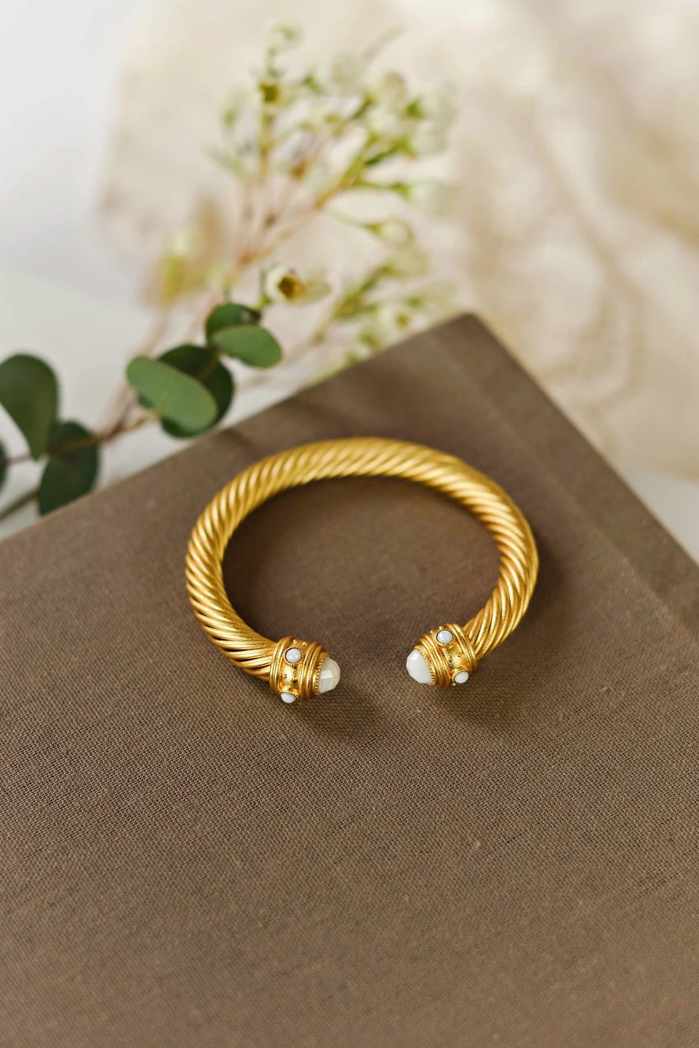 TIFFANI STONE CUFF