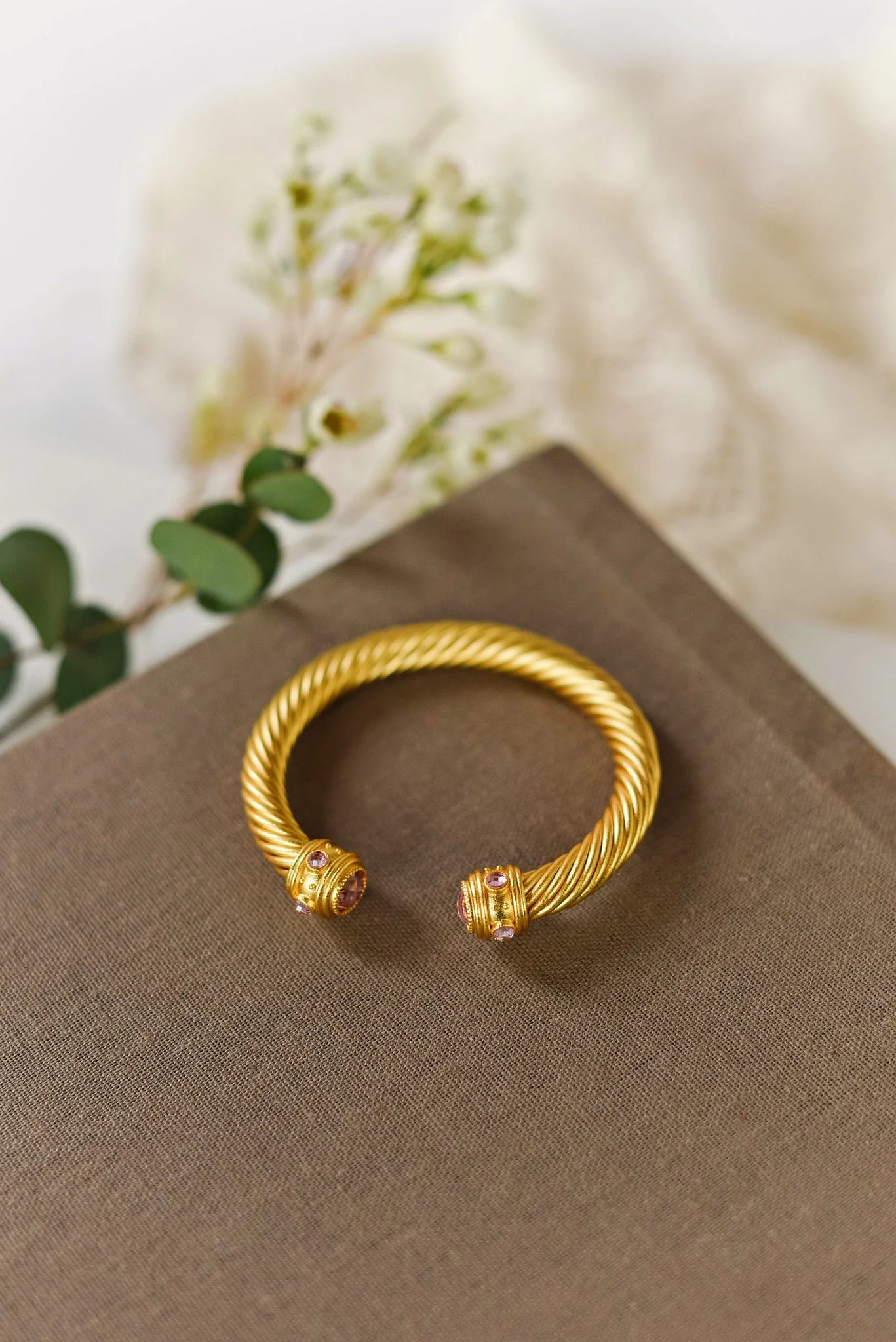 TIFFANI STONE CUFF