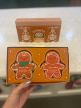 Load image into Gallery viewer, GINGERBREAD HOLIDAY SET
