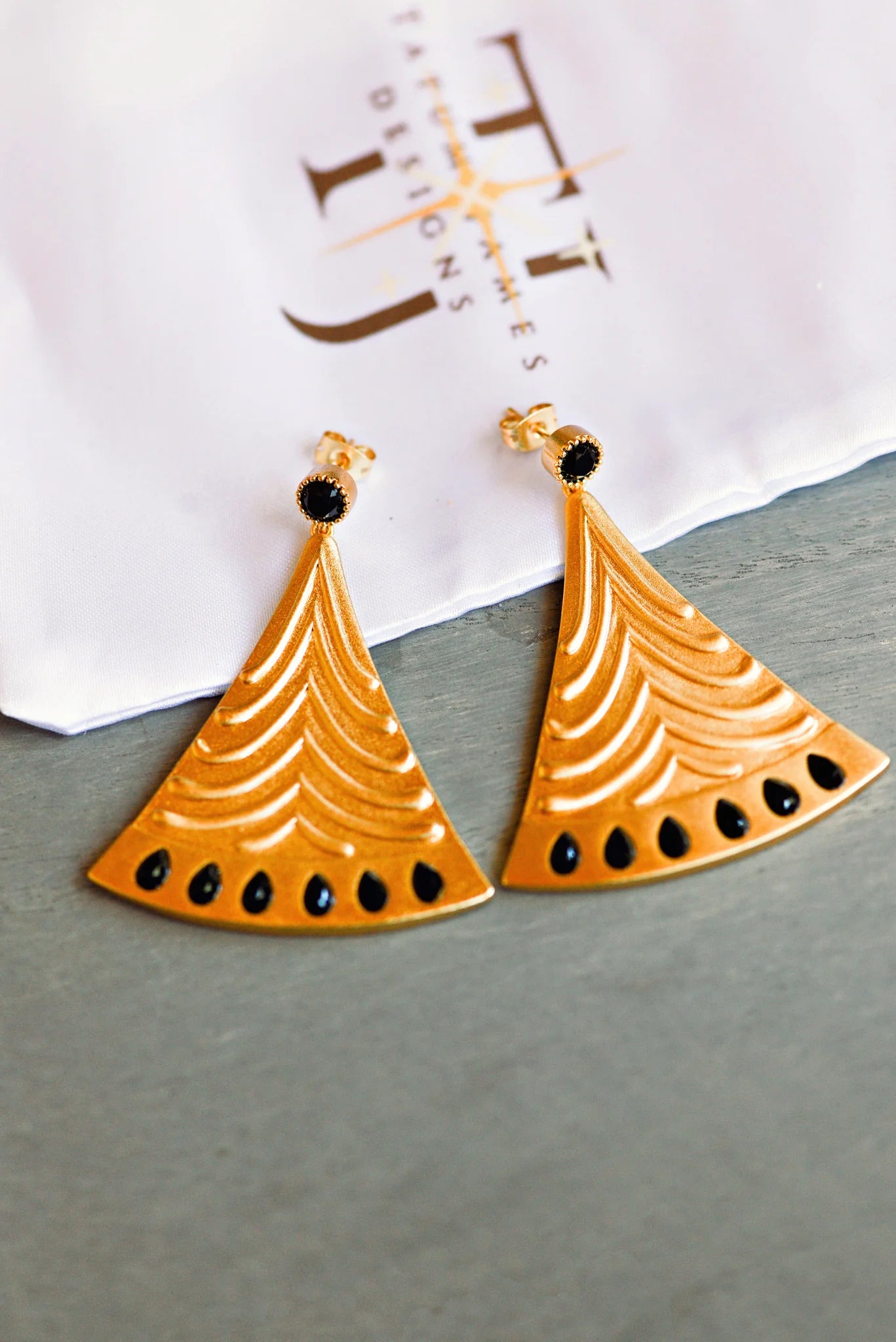 ARIA EARRINGS