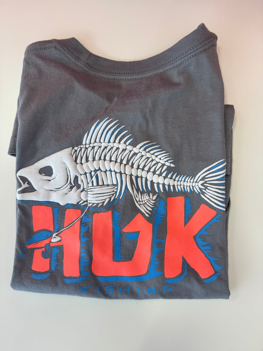 HUK KIDS BASS BONES TEE