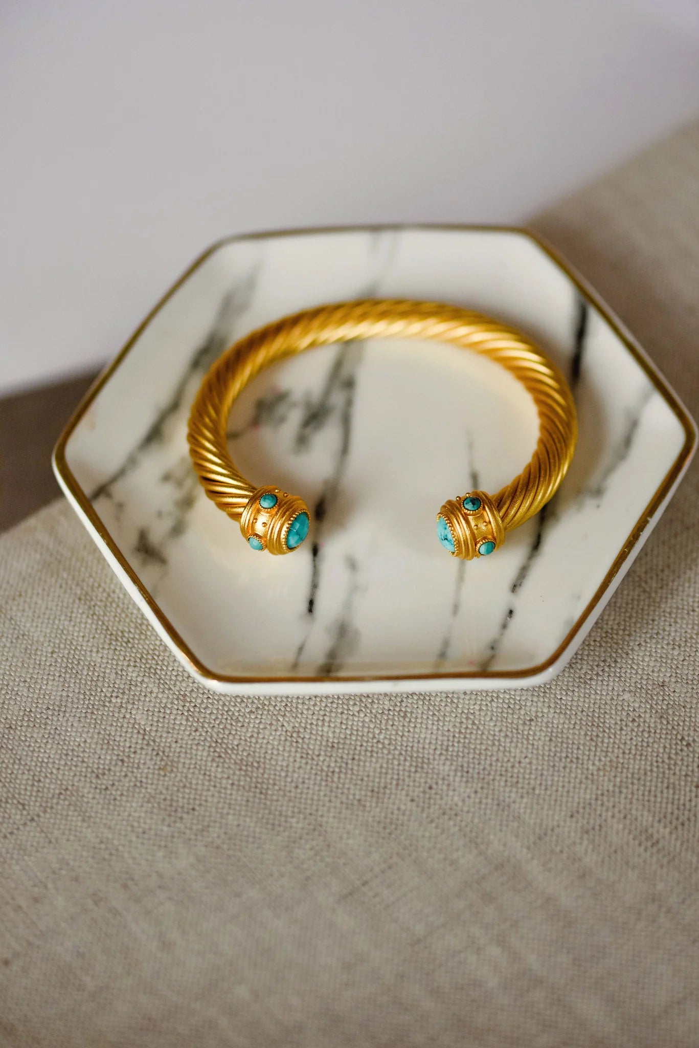 TIFFANI STONE CUFF