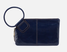 Load image into Gallery viewer, HOBO SABLE CLUTCH-WRISLET
